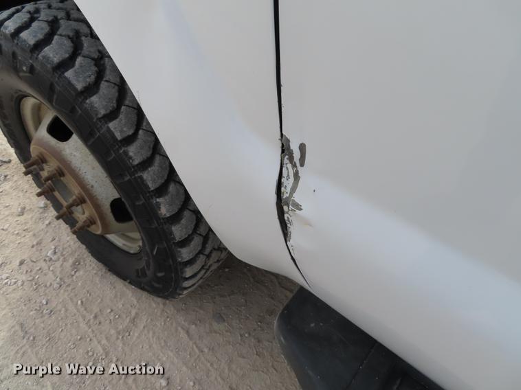 image for item L1491 2012 Ford F350 Super Duty XL SuperCab flatbed pickup truck