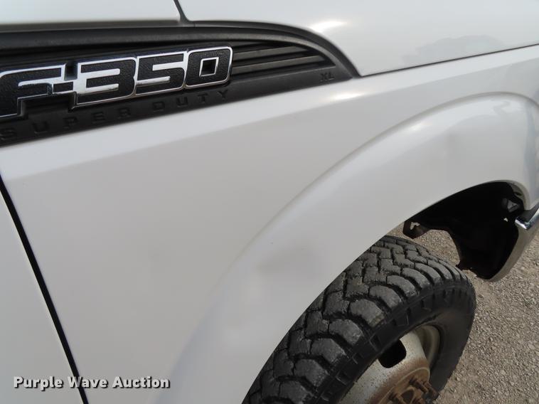 image for item L1491 2012 Ford F350 Super Duty XL SuperCab flatbed pickup truck