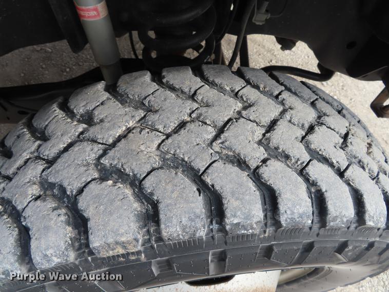 image for item L1491 2012 Ford F350 Super Duty XL SuperCab flatbed pickup truck