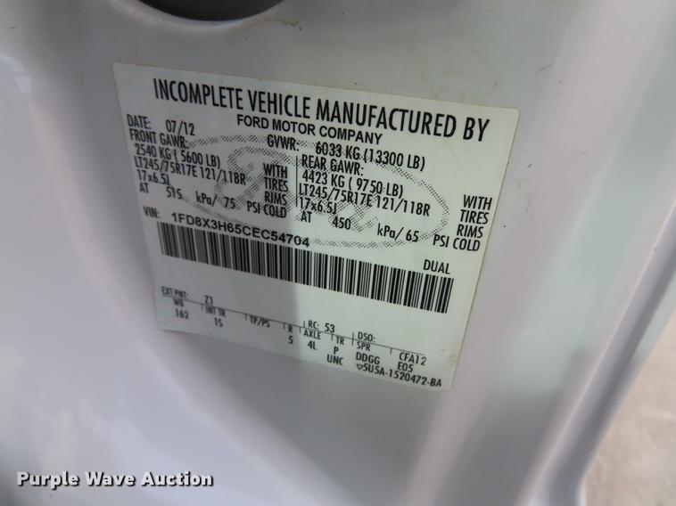 image for item L1491 2012 Ford F350 Super Duty XL SuperCab flatbed pickup truck