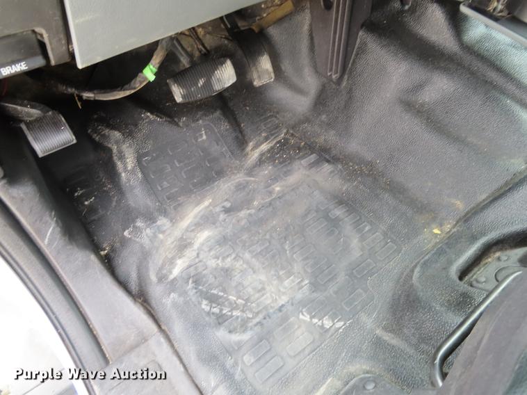 image for item L1491 2012 Ford F350 Super Duty XL SuperCab flatbed pickup truck