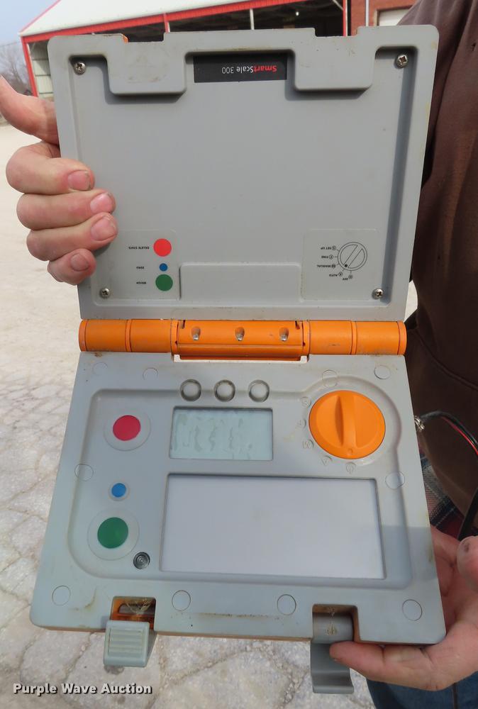 image for item L1491 2012 Ford F350 Super Duty XL SuperCab flatbed pickup truck