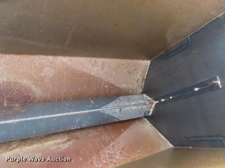 image for item L1491 2012 Ford F350 Super Duty XL SuperCab flatbed pickup truck