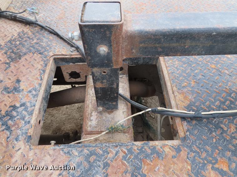 image for item L1491 2012 Ford F350 Super Duty XL SuperCab flatbed pickup truck