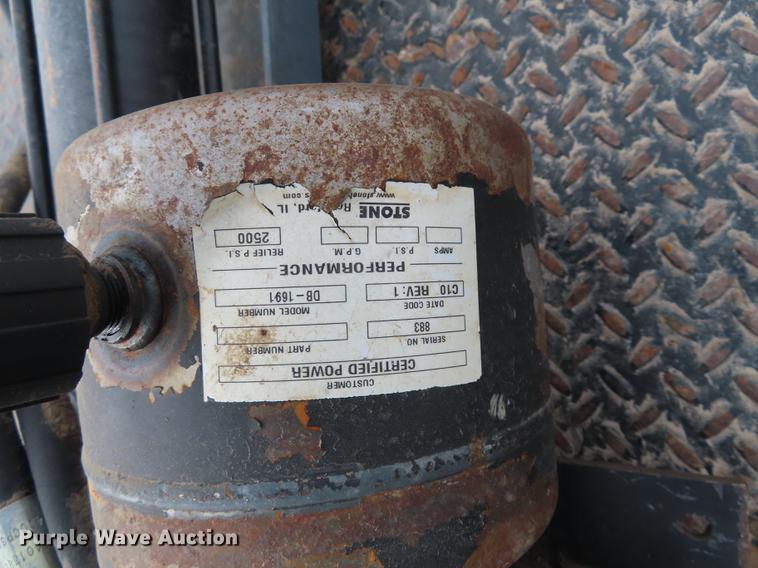 image for item L1491 2012 Ford F350 Super Duty XL SuperCab flatbed pickup truck