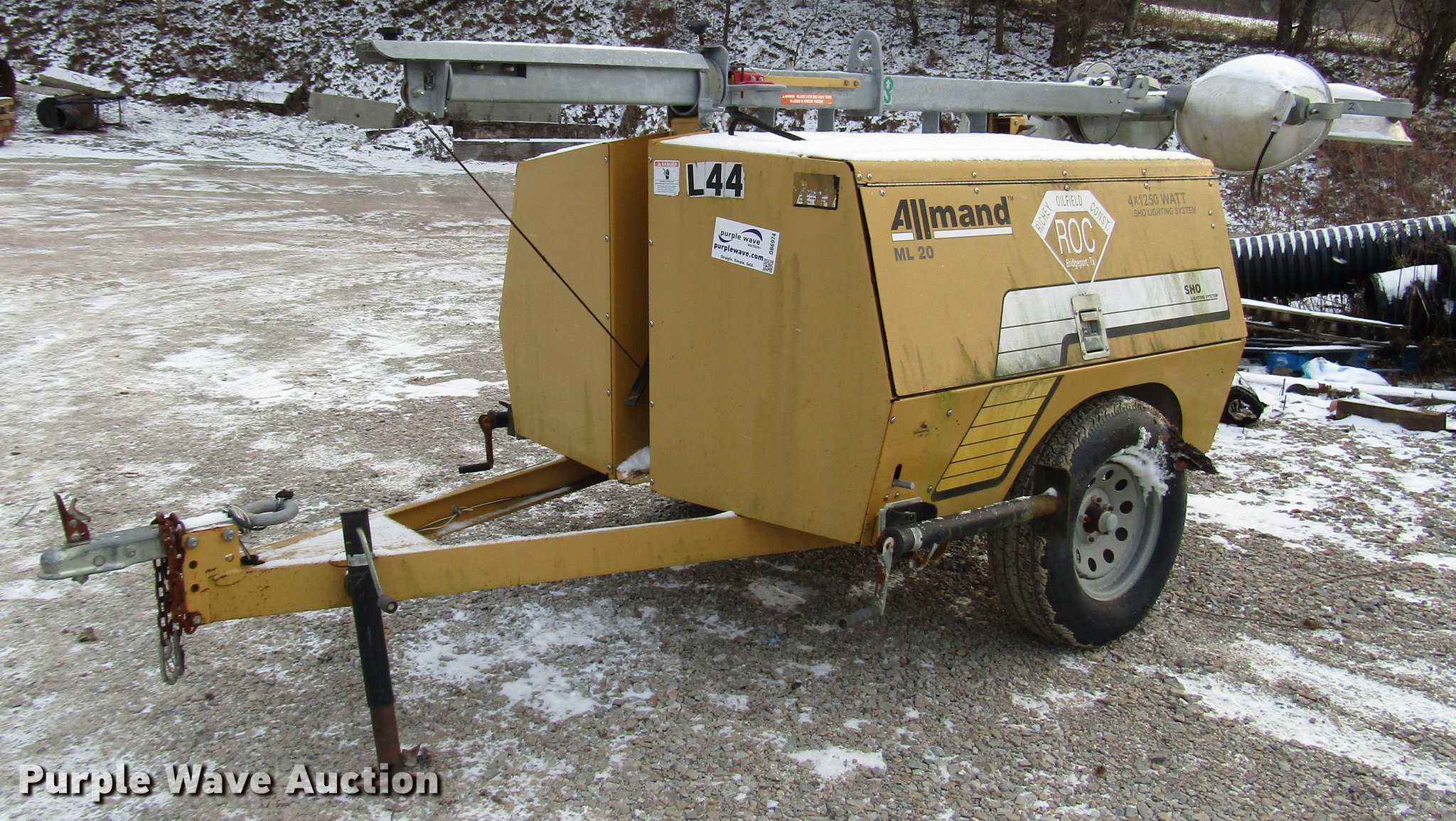 Allmand ML20 light plant in Eighty Four, PA Item DB6974 sold Purple