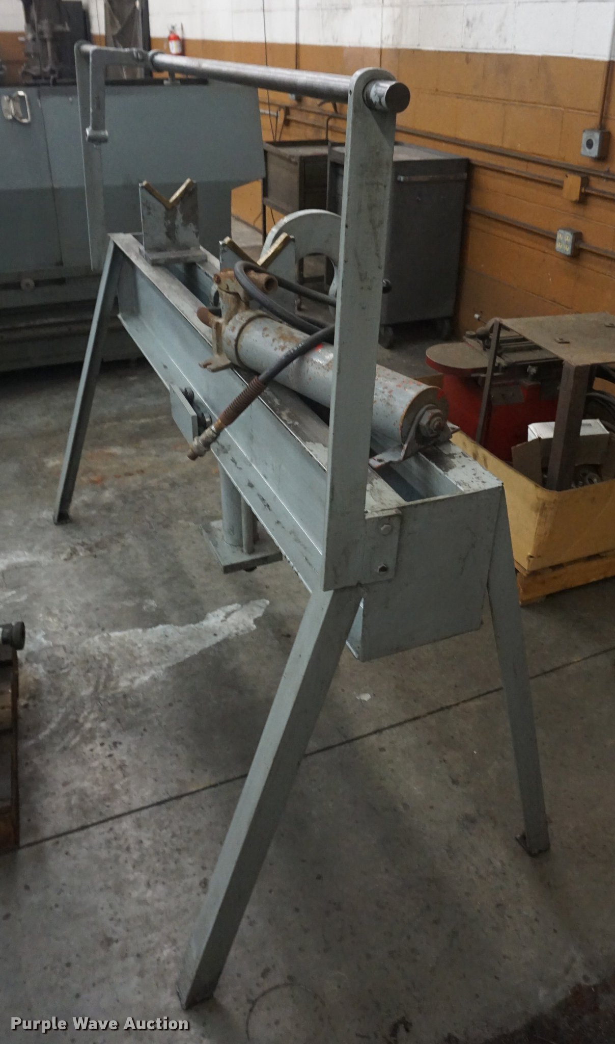 Crankshaft V-block inspection stand in Kansas City, KS | Item DI9362 ...