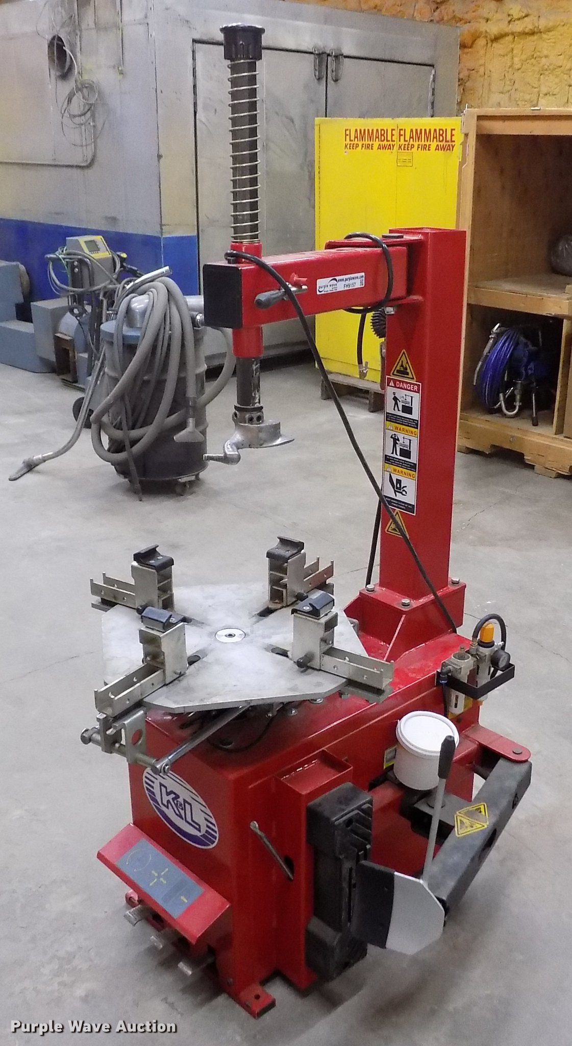 2016 K&L MC680 motorcycle tire changer in Montezuma, KS Item FH9157