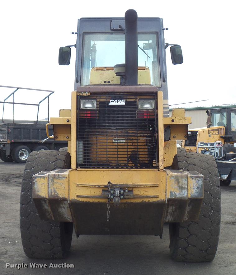 image for item DD5992 1999 Case 621B wheel loader