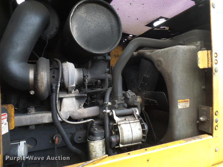 image for item DD5992 1999 Case 621B wheel loader