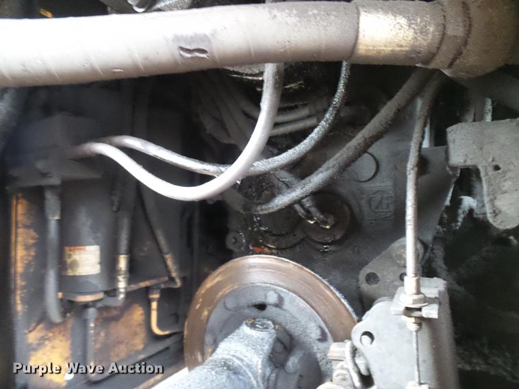 image for item DD5992 1999 Case 621B wheel loader