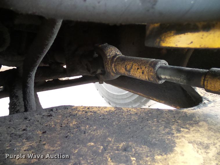 image for item DD5992 1999 Case 621B wheel loader