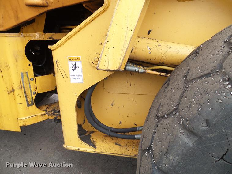 image for item DD5992 1999 Case 621B wheel loader