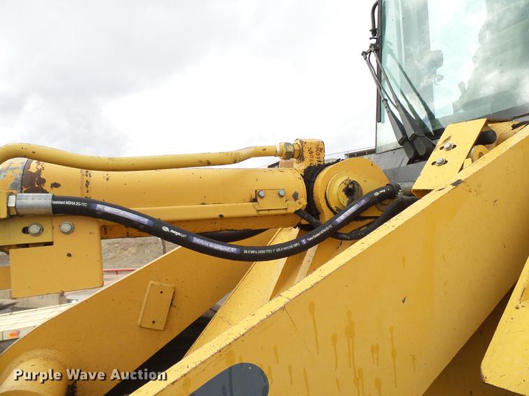 image for item DD5992 1999 Case 621B wheel loader