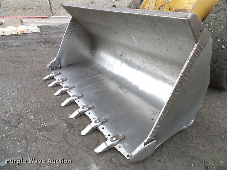 image for item DD5992 1999 Case 621B wheel loader