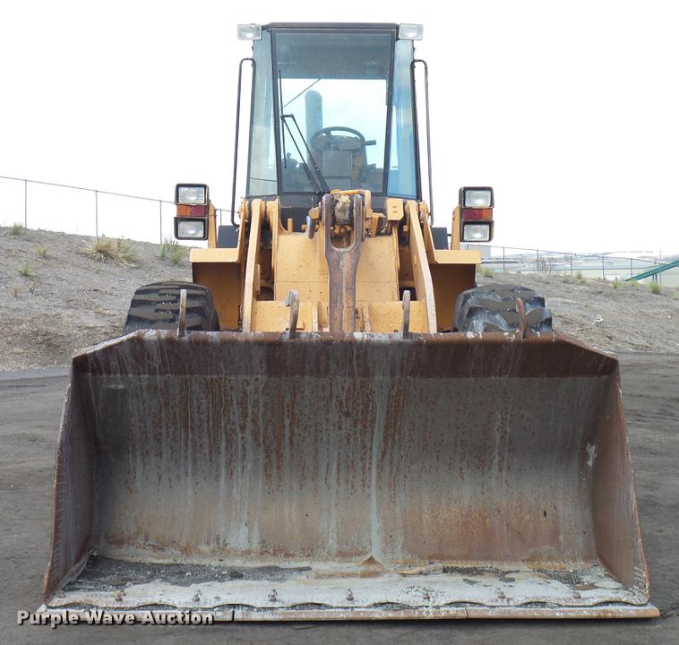 image for item DD5993 1992 Case 721 wheel loader