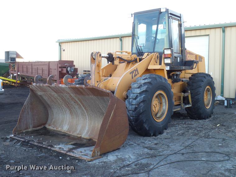 image for item DD5993 1992 Case 721 wheel loader