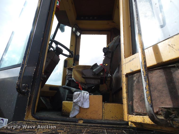 image for item DD5993 1992 Case 721 wheel loader