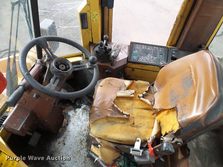 image for item DD5993 1992 Case 721 wheel loader