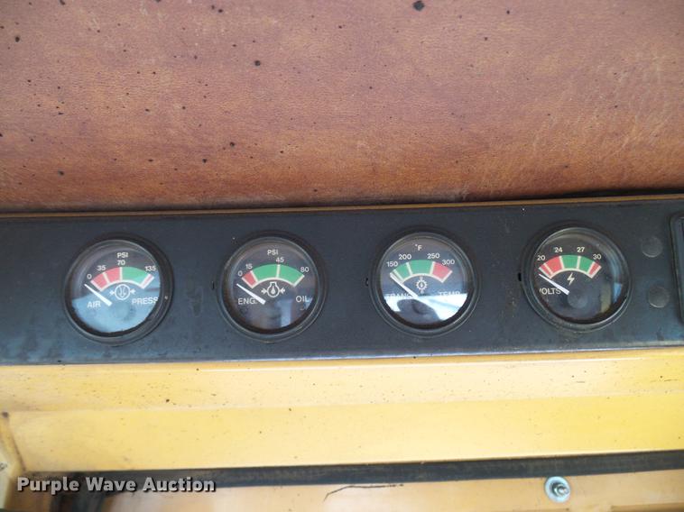 image for item DD5993 1992 Case 721 wheel loader