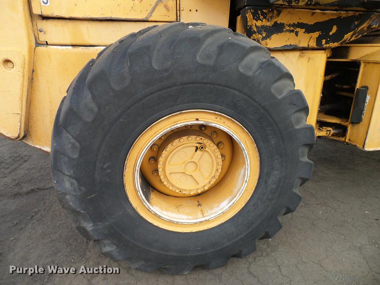 image for item DD5993 1992 Case 721 wheel loader