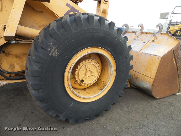 image for item DD5993 1992 Case 721 wheel loader