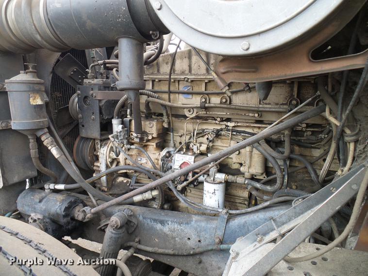 image for item DD5997 1984 International Transtar 4370 dump truck