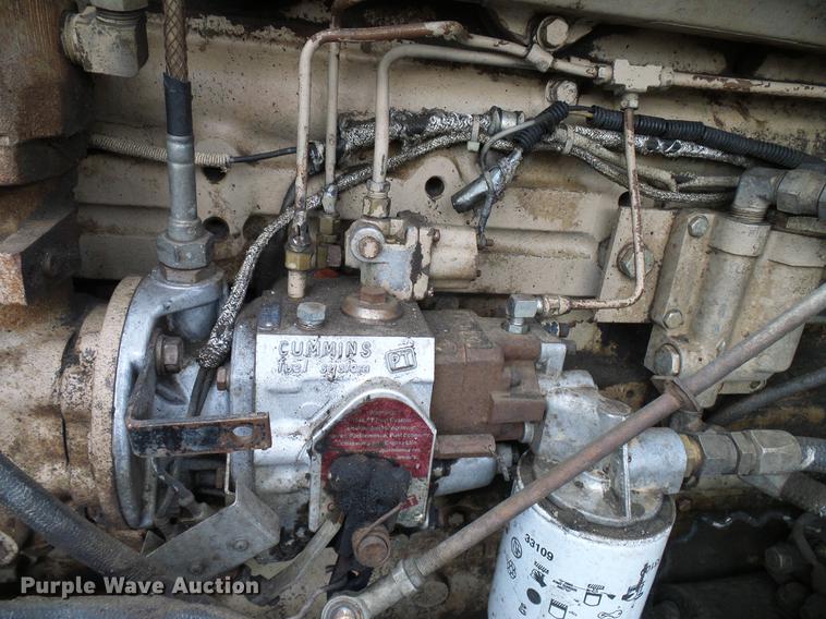 image for item DD5997 1984 International Transtar 4370 dump truck