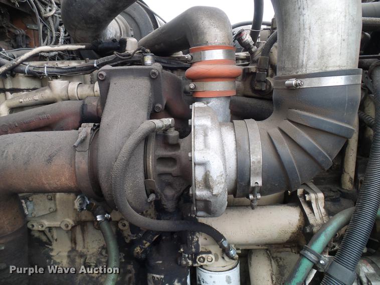 image for item DD5997 1984 International Transtar 4370 dump truck