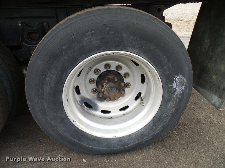 image for item DD5997 1984 International Transtar 4370 dump truck