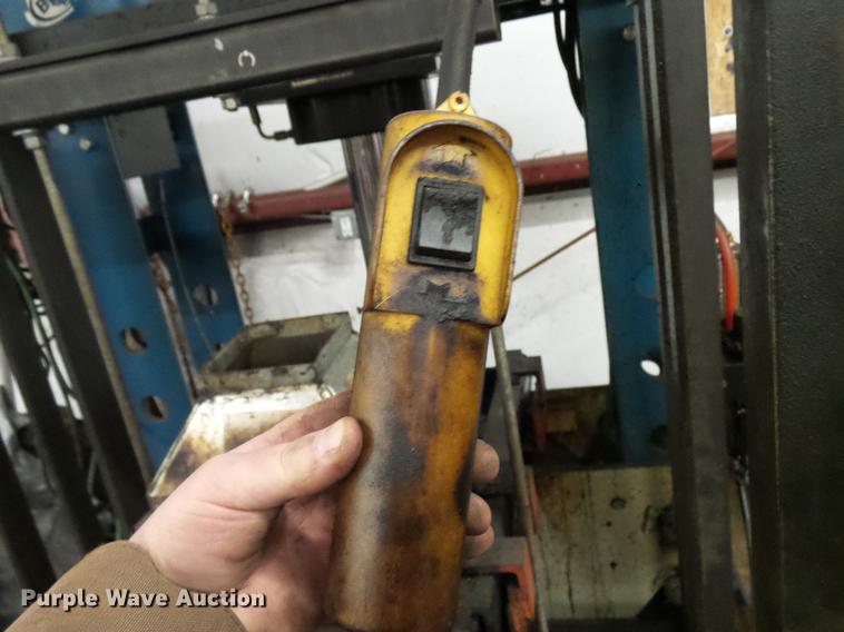 image for item EP9553 Baileigh air over hydraulic press