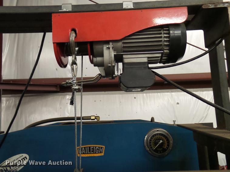 image for item EP9553 Baileigh air over hydraulic press