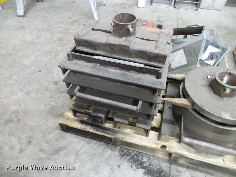 image for item EP9553 Baileigh air over hydraulic press