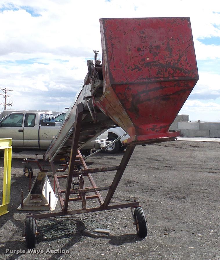 image for item EP9561 Clark L30156 concrete conveyor