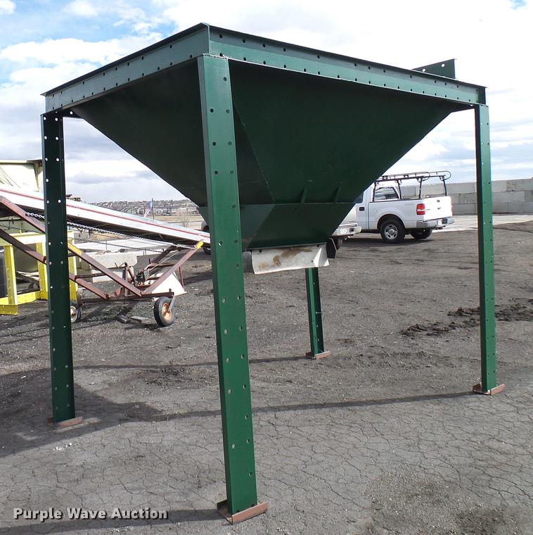 image for item EP9561 Clark L30156 concrete conveyor