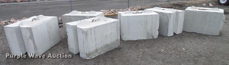 image for item EP9570 (6) 3' x 2' x 2' concrete blocks