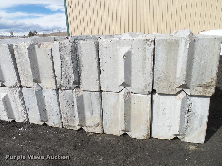 image for item EP9571 (20) 6' x 2' x 2' concrete blocks