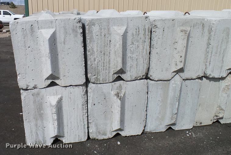 image for item EP9571 (20) 6' x 2' x 2' concrete blocks