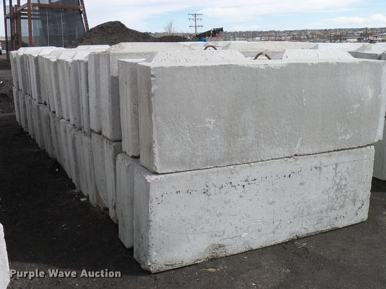 image for item EP9572 (20) 6' x 2' x 2' concrete blocks
