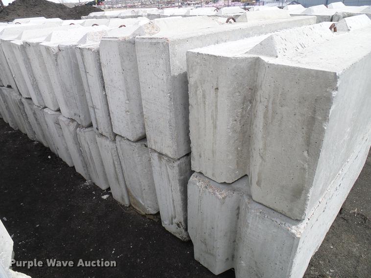 image for item EP9572 (20) 6' x 2' x 2' concrete blocks