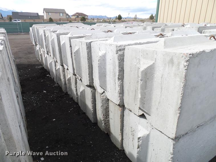 image for item EP9572 (20) 6' x 2' x 2' concrete blocks