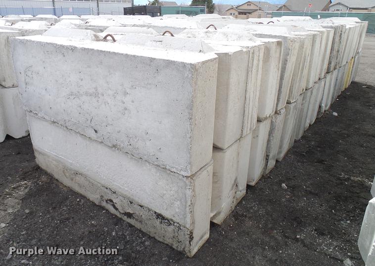 image for item EP9573 (20) 6' x 2' x 2' concrete blocks