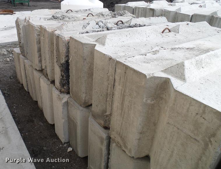 image for item EP9574 (20) 6' x 2' x 2' concrete blocks