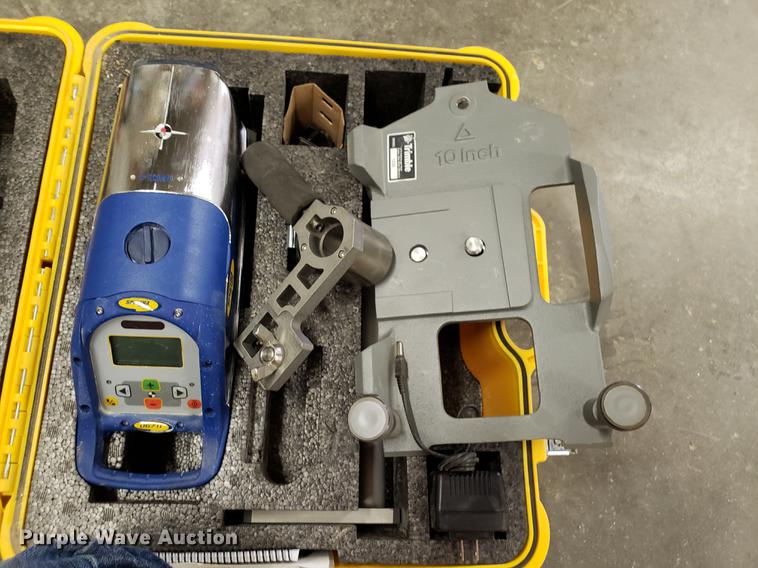 image for item AV9266 2014 Trimble DG711-5 pipe laser