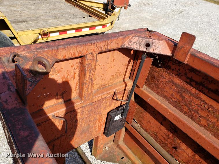 image for item AV9269 Ditch Witch P80 pipe pusher