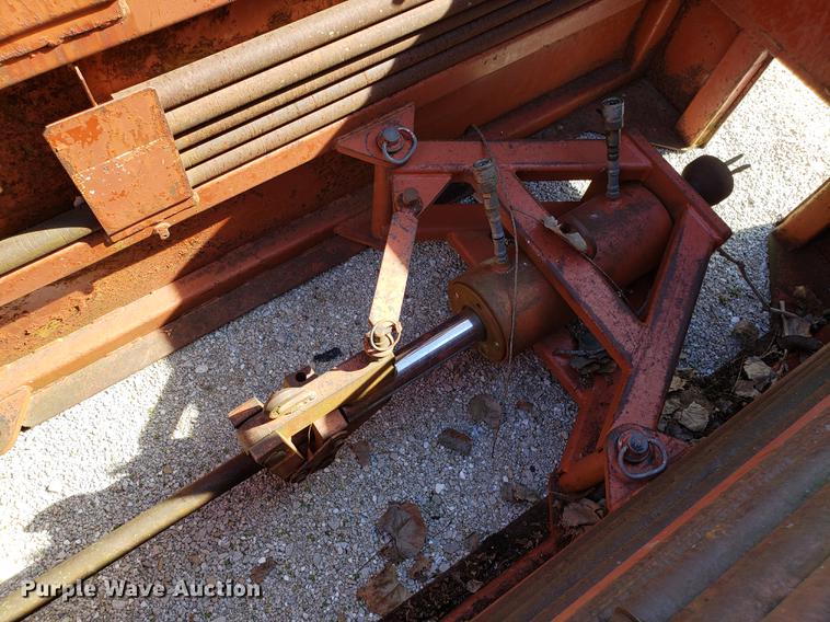 image for item AV9269 Ditch Witch P80 pipe pusher