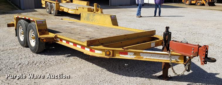image for item AV9270 2010 Towmaster tilt deck equipment trailer