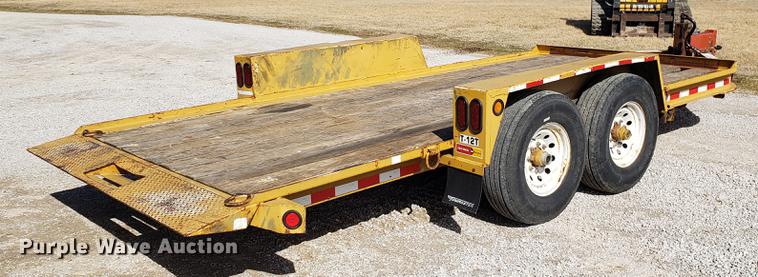 image for item AV9270 2010 Towmaster tilt deck equipment trailer