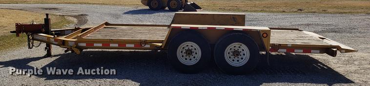 image for item AV9270 2010 Towmaster tilt deck equipment trailer