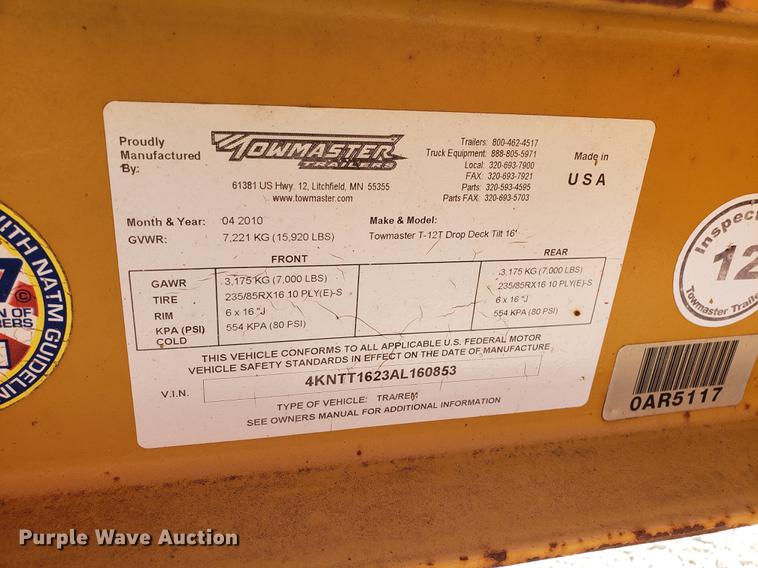 image for item AV9270 2010 Towmaster tilt deck equipment trailer